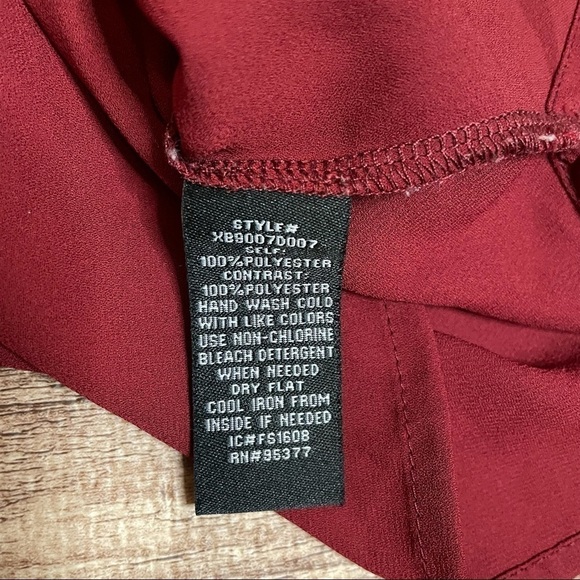Sanctuary Burgundy Layered Sleeveless Blouse - Picture 4 of 4